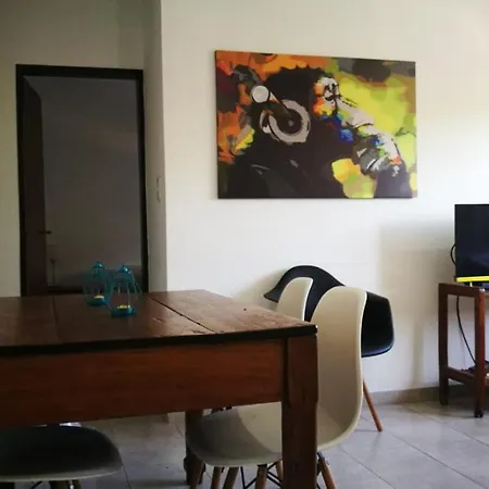 Depto 34 Y 25, Hasta 5 Pasajeros, Amplio Y Luminoso Apartamento La Plata Exterior foto