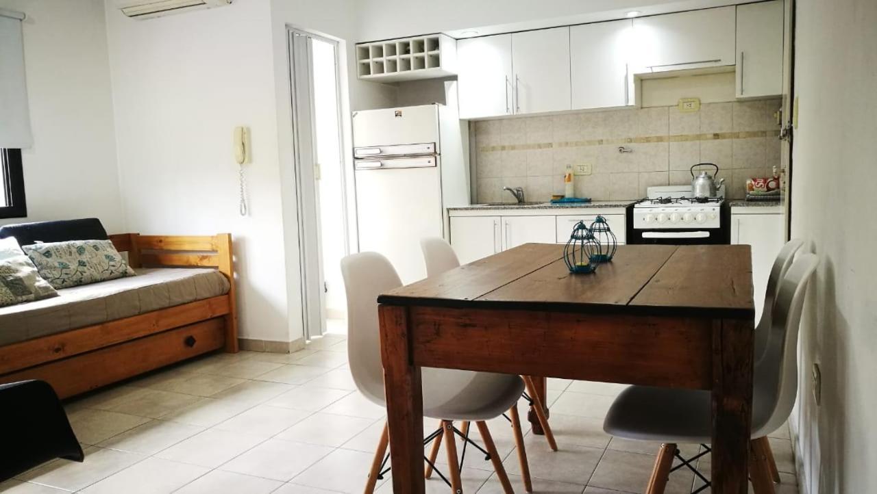 Apartment Depto 34 Y 25, Hasta 5 Pasajeros, Amplio Y Luminoso