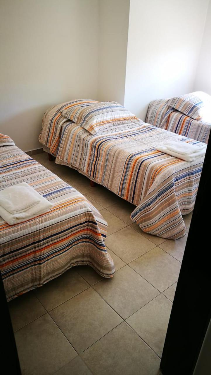 Apartment Depto 34 Y 25, Hasta 5 Pasajeros, Amplio Y Luminoso La Plata